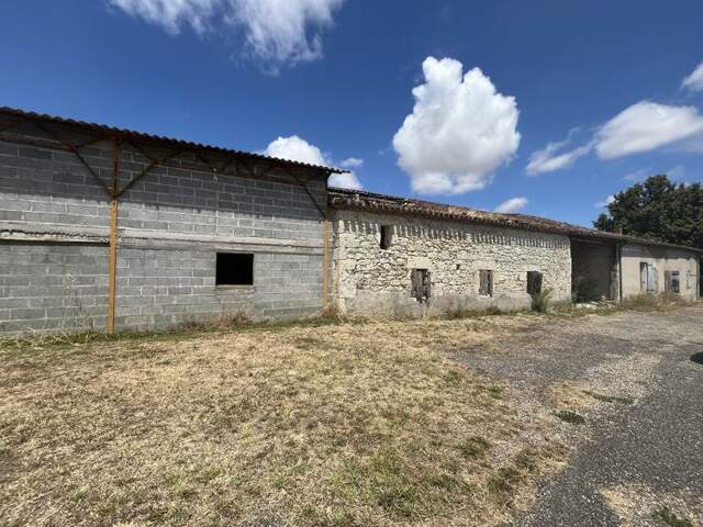 Ferme (tte) de 5 pièces principales — photo du bien