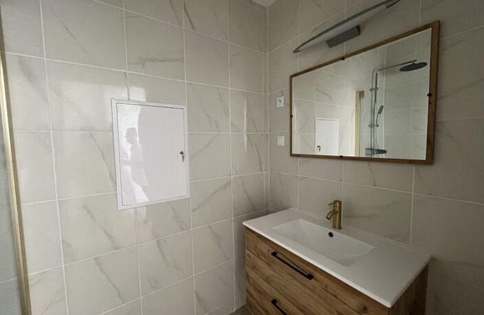 Vente immeuble   Ruffec (16700) — photo 4