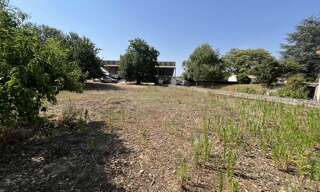 Terrain  910 m² à vendre à Saint-Pierre-d'Exideuil (86400)