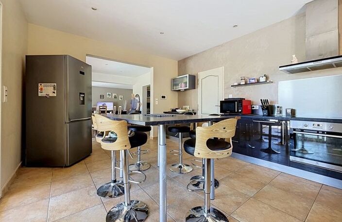 Vente maison 5 pièces 245 m² Béziers (34500) — photo 4