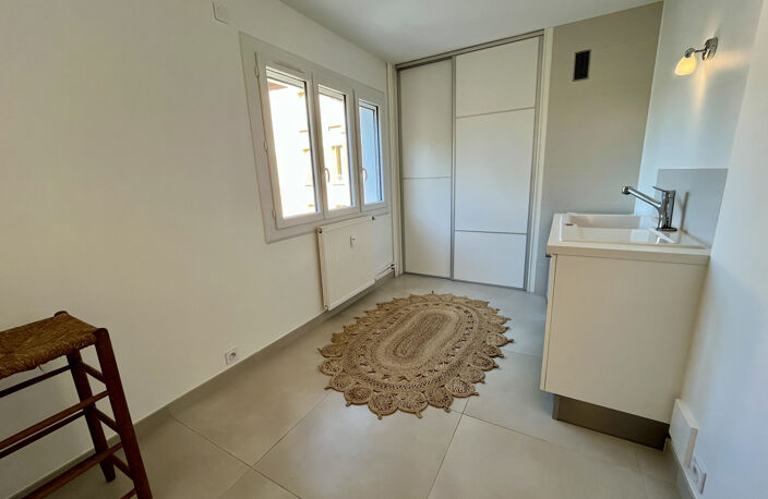 A VENDRE AIX LES BAINS T2 GARAGE — photo 2