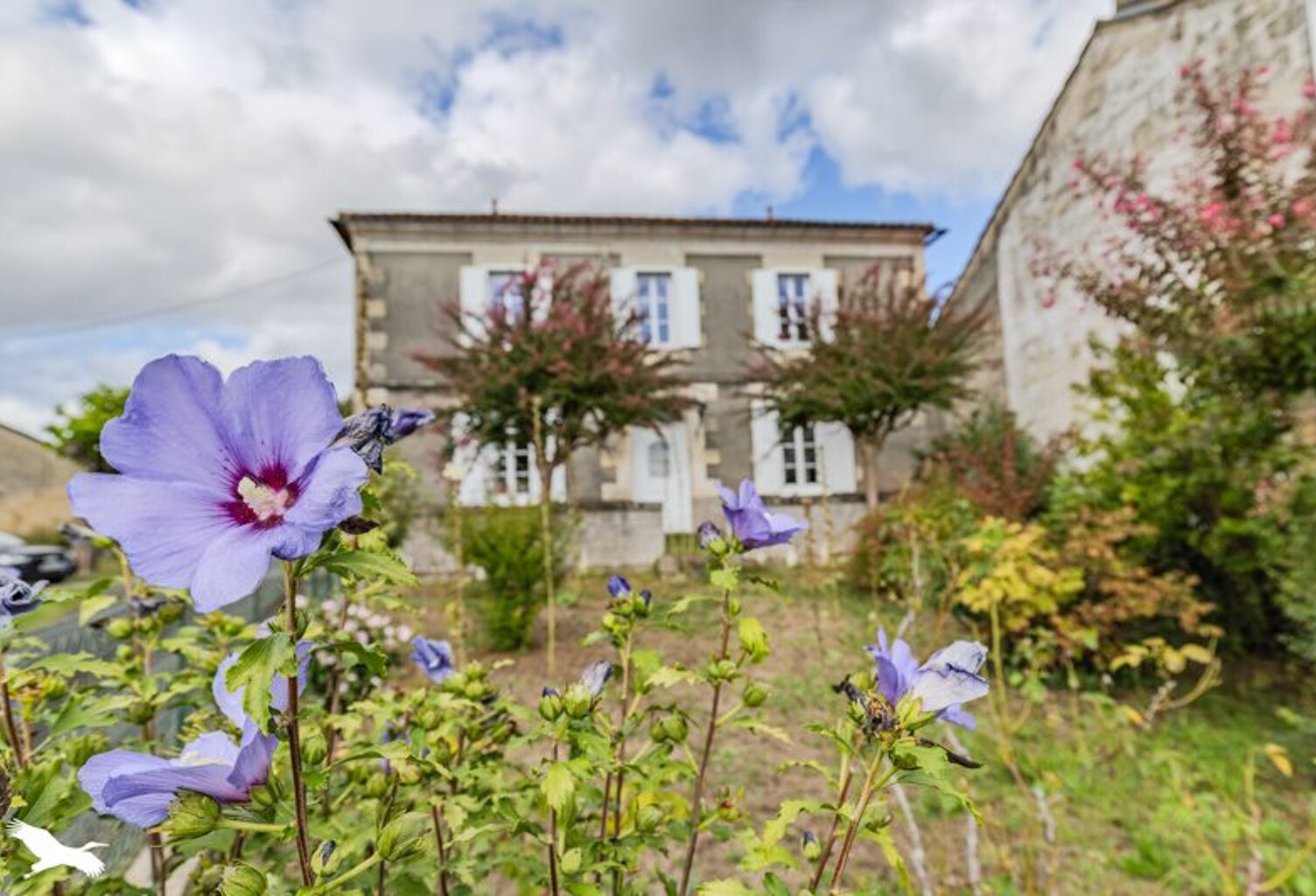 Maison en pierre de 4 pièces principales — photo 1