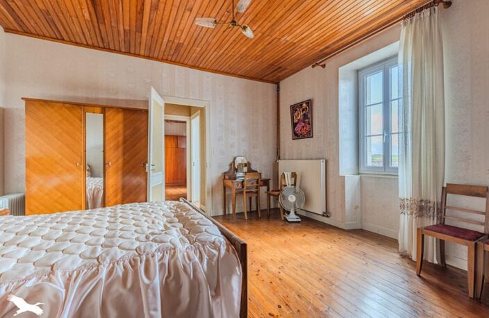 Maison en pierre de 4 pièces principales — photo 4