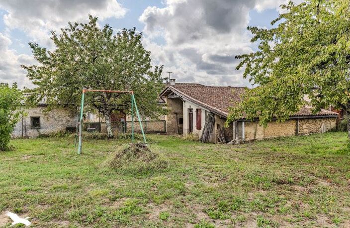 Maison en pierre de 4 pièces principales — photo 5