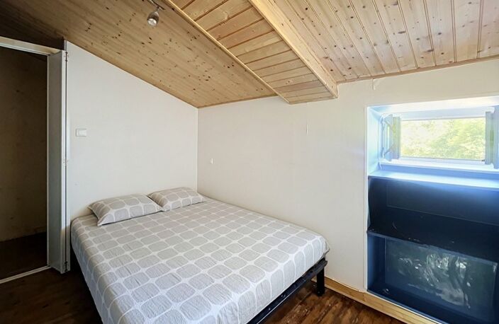 Maison en pierre de 3 pièces principales — photo 4