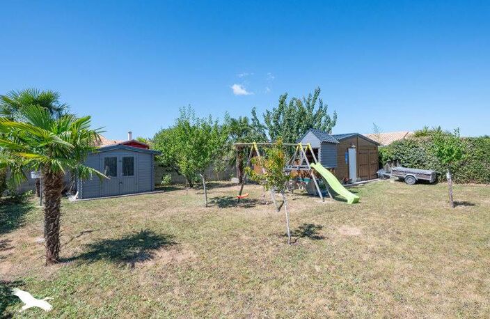 Vente maison 6 pièces 140 m² Semussac (17120) — photo 3