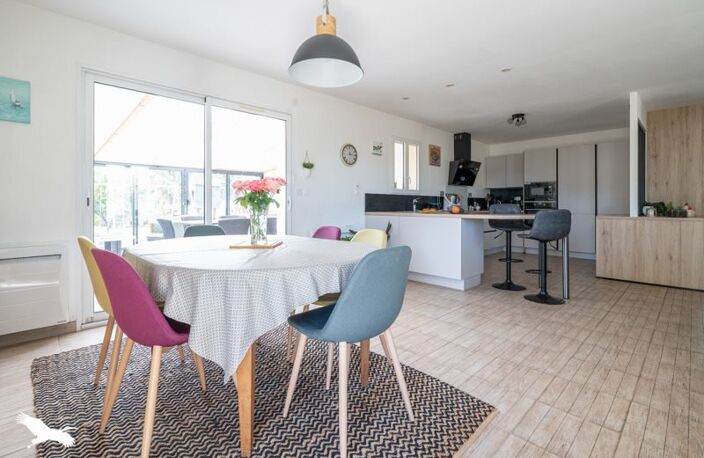Vente maison 6 pièces 140 m² Semussac (17120) — photo 4