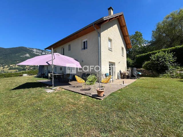 Maison Individuelle 8 pièces 171 m² — photo du bien