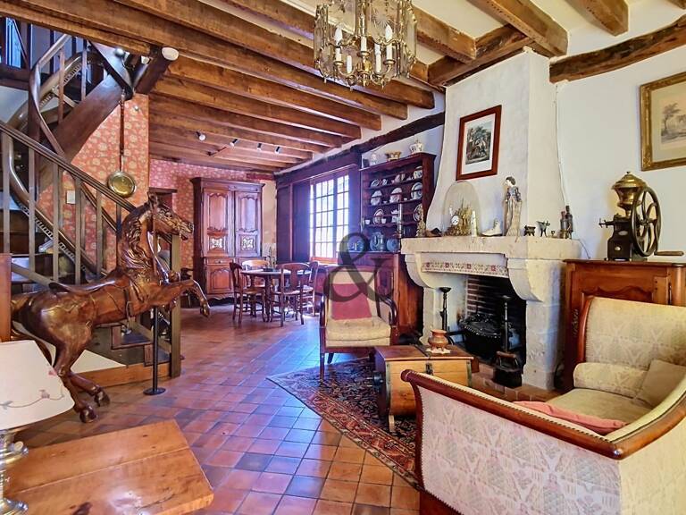 EXCLUSIVITÉ PONTLEVOY - MAISON DE VILLE DE 113 m² — photo 1