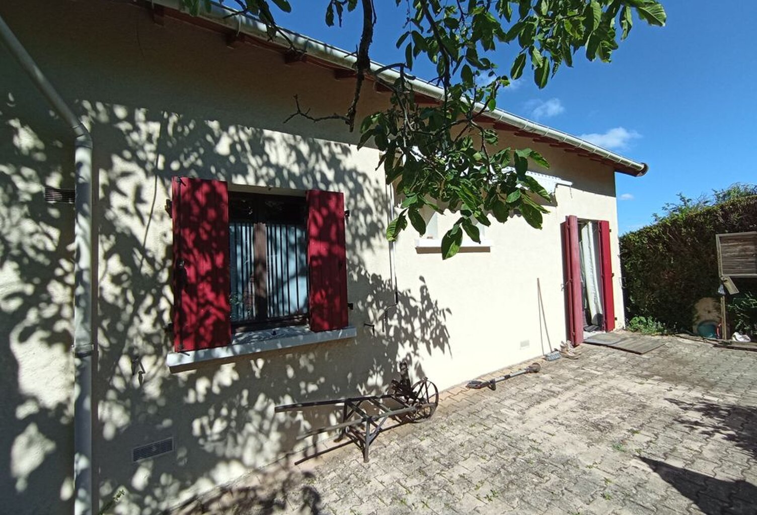 Maison 4 chambres grand sous-sol — photo 1
