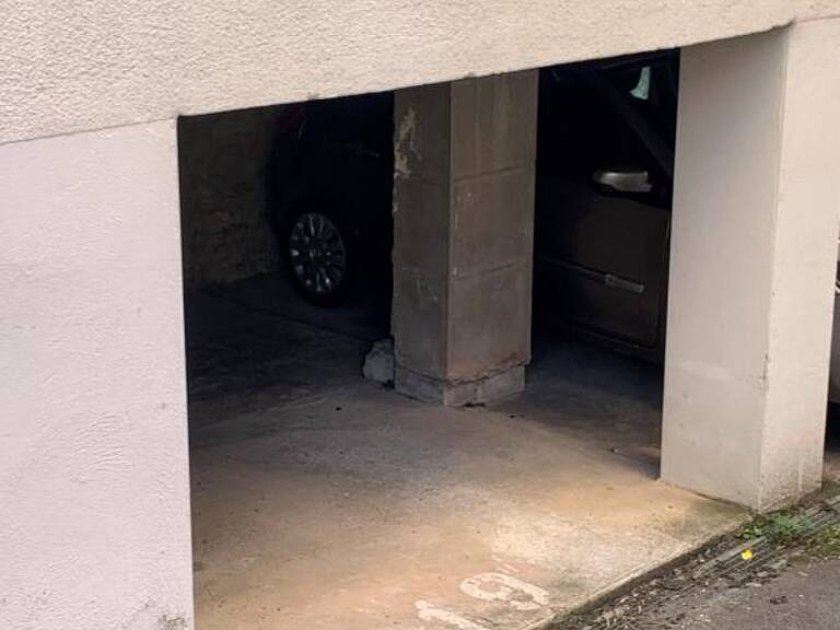 LOCATION EMPLACEMENT DE PARKING RODEZ — photo 1