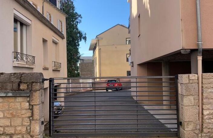 LOCATION EMPLACEMENT DE PARKING RODEZ — photo 3