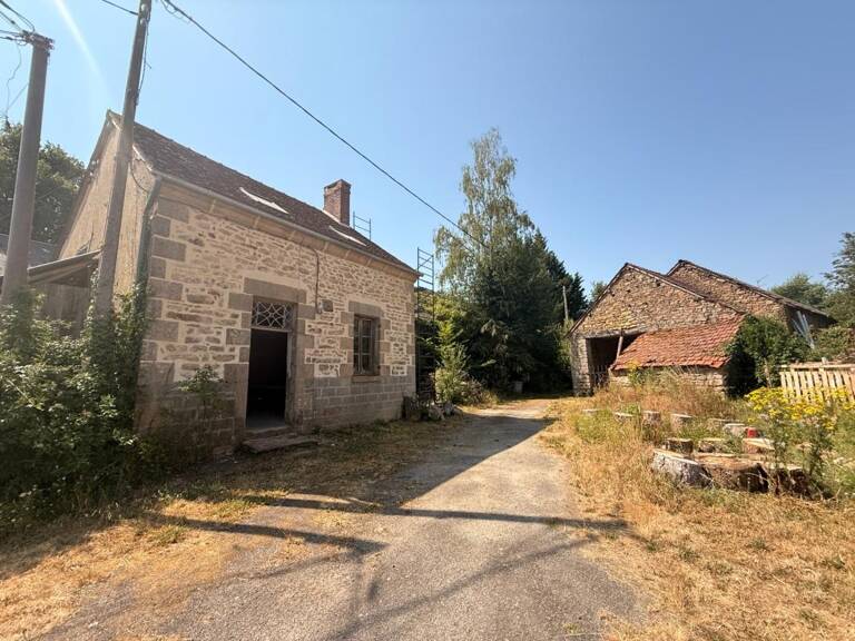 Ensemble de 2 maisons à restaurer + grange 26 500 € — photo 1