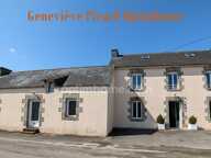 Ancien corps de ferme à Saint-Aignan (56) avec dépendances sur environ 3 500 m2 de terrain — photo 2