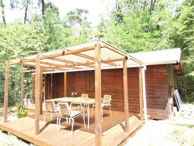 Chalet 3 pièces, 36 m² et 2 chambres de plain pied, avec terrasse — photo du bien