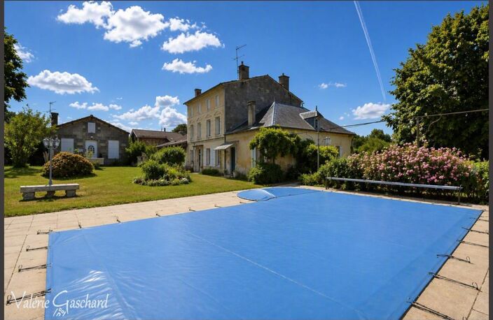 St Antoine sur l'isle  ( Gironde) - Maison en Pierre 250 m² + dépendance et piscine — photo 3