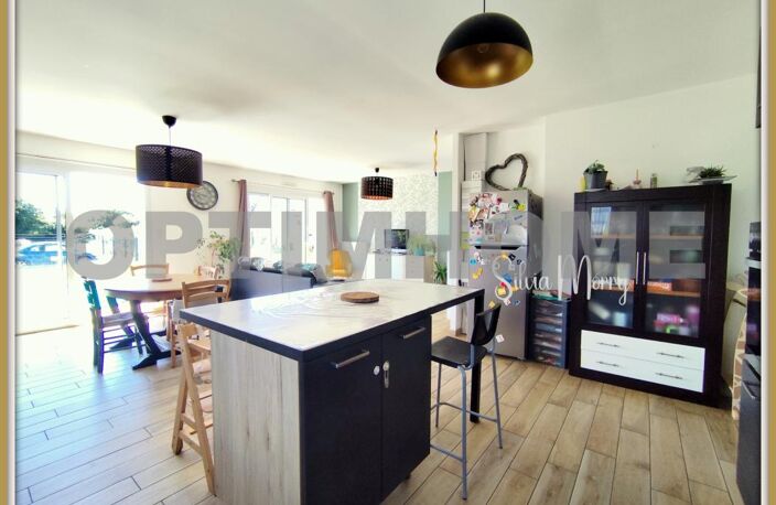 Maison à vendre 4 pièces à SAINT VOUGAY (29) — photo 4