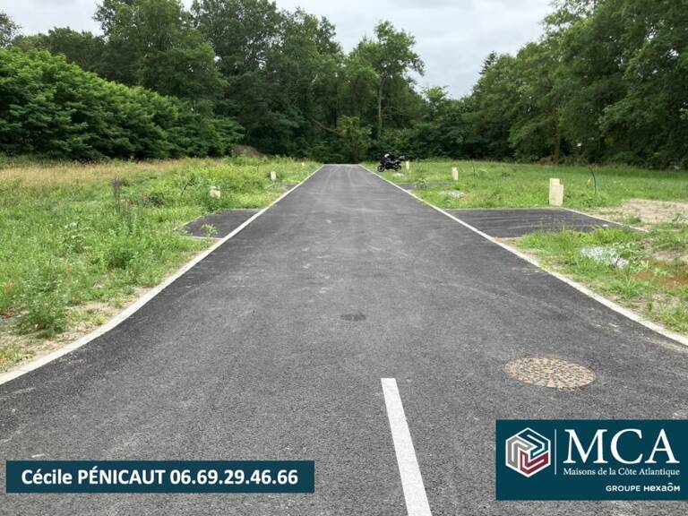 Terrain à bâtir à Sort-en-Chalosse (40180) — photo 1