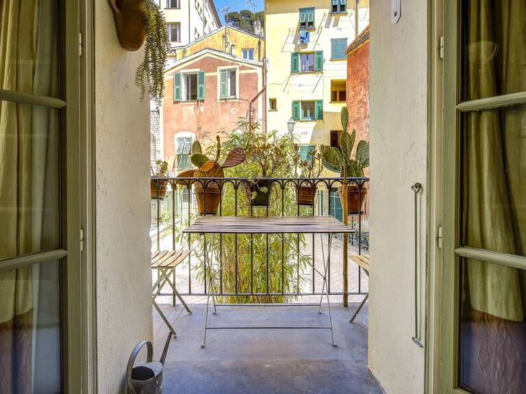 VIEUX NICE - SUPERBE 3 PIÈCES AVEC BALCON — photo 1