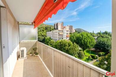 Appartement 4 pièces 210000 €
