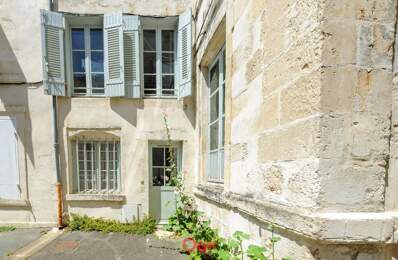 Duplex de charme avec cour privative et 2 chambres — photo du bien