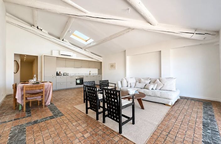 Marseille 7ème - Vieux Port - Superbe appartement rénové de 92 m — photo 3