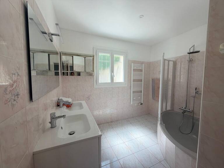 Maison, environ 150m² de plain-pied à Médis – À moins de 10 minutes de Royan — photo 1