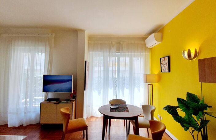 NICE CARRE D'OR - 2 pièces 55m² — photo 4
