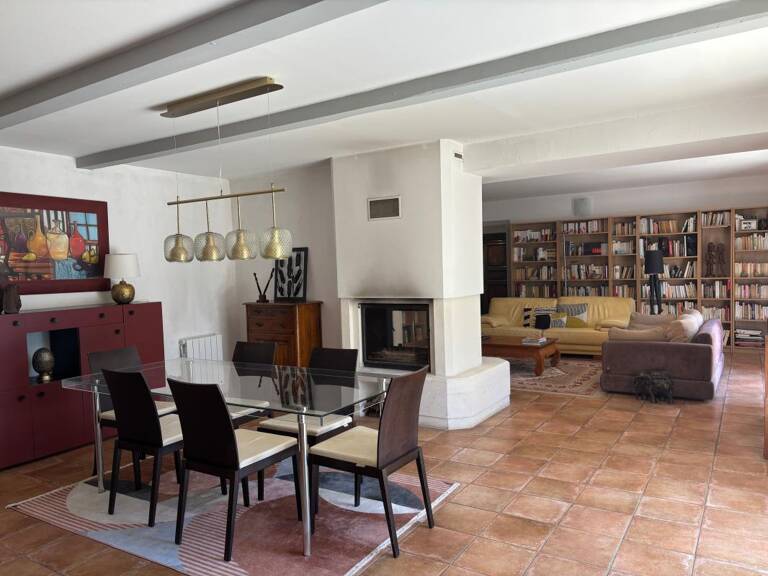 Maison À Vendre — photo 1