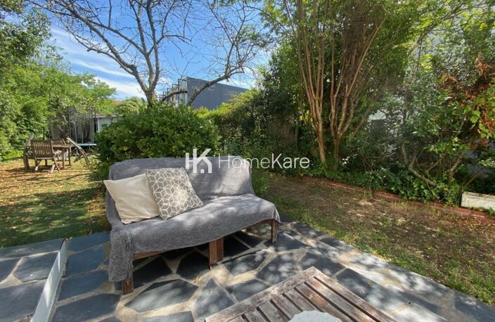 JOLIE MAISON FAMILIALE A CAUDERAN — photo 2
