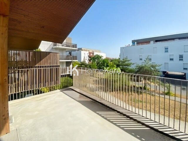 LUMINEUX T3 de 64M2 AUX PORTES DU PARC AUSONE — photo du bien