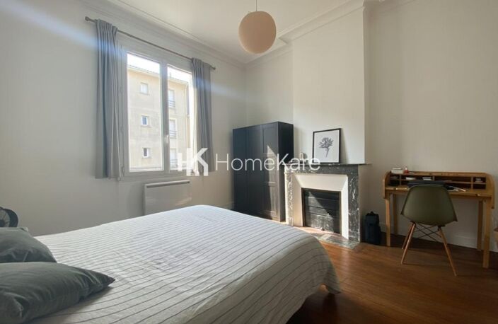 RAVISSANT T2 DE 46M2 aA DEUX PAS DE LA PLACE PAUL DOUMER — photo 2
