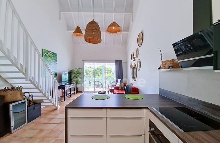 EN EXCLUSIVITÉ APPARTEMENT ÉLÉGANT ET RÉNOVÉ AU COEUR DE LA BAIE ORIENTALE, SAINT-MARTIN (97150) — photo 2
