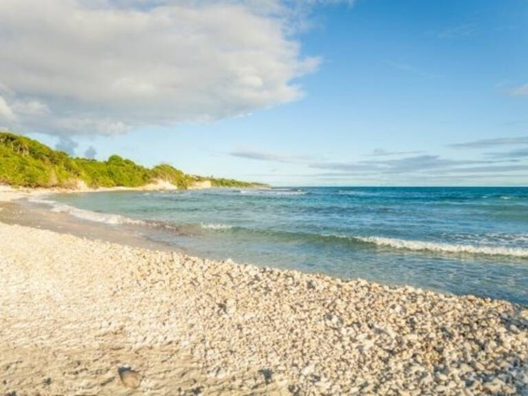 VUE MER PLAGE A PIED Superbe villa avec piscine à SAINTE ANNE (971) — photo 1
