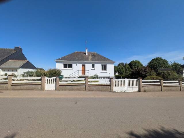 NEULLIAC MAISON EN REZ DE CHAUSSEE SURELEVE de 73m² 3 PIECES PARCELLE DE 1231m² EN PARTIE CONSTRUCTIBLE — photo du bien