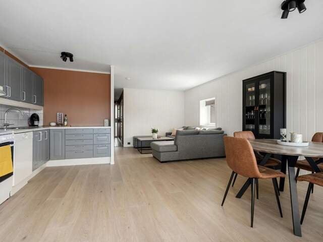 A vendre beau 4 pièces balcon et parking — photo du bien