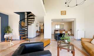Maison 9 Pièces 213 m² à vendre à Ramonville-Saint-Agne (31520)