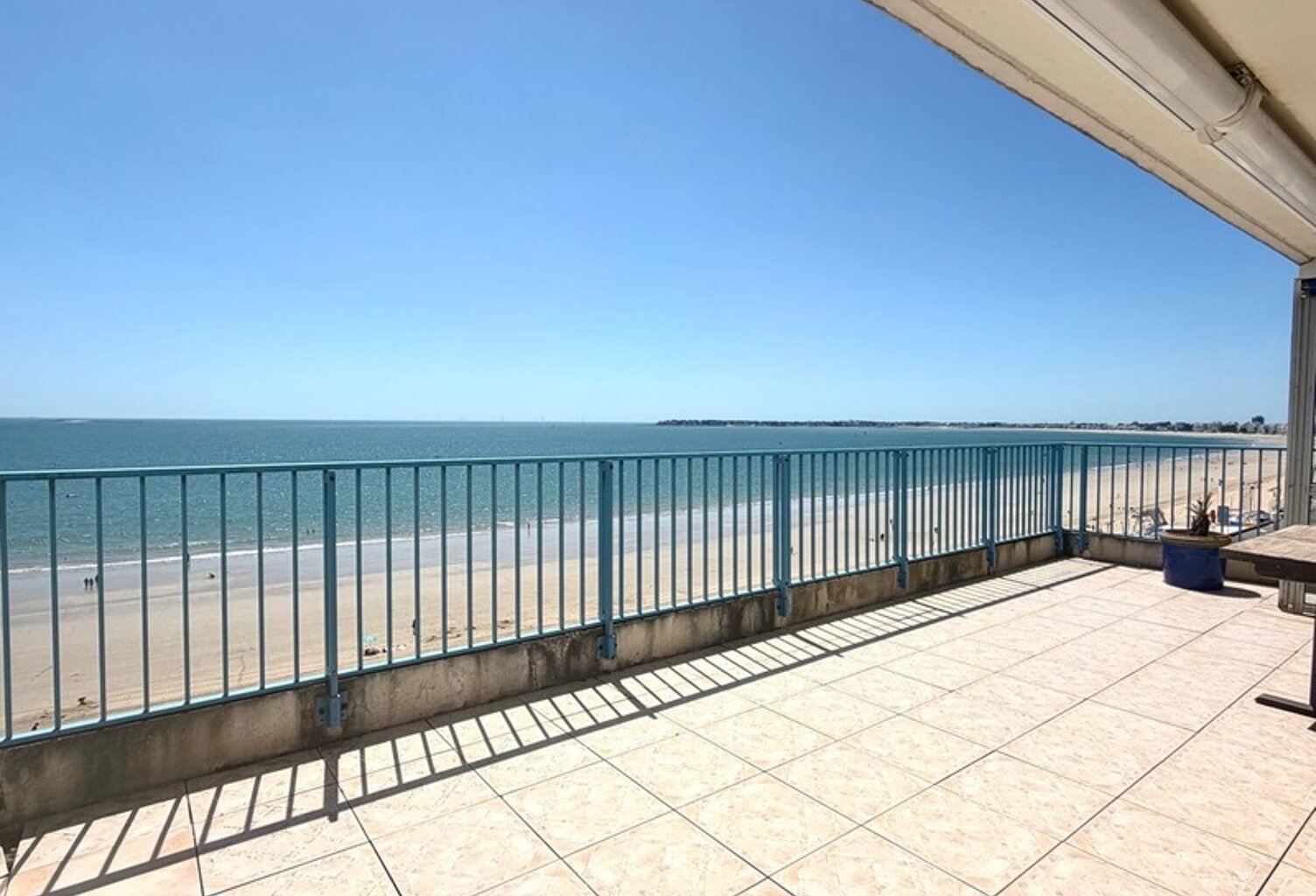 LA BAULE-QUARTIER LAJARRIGE-DERNIER ÉTAGE-FACE MER-APPARTEMENT 89M2-TERRASSE31M2-GARAGE-2 CAVES-COMMERCES ET PLAGES A PIED — photo 1