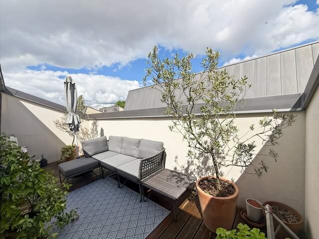Superbe Duplex T4 - Double Terrasse - Parking - Entre Nansouty et Barrière de Bègles — photo du bien