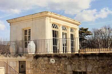 Maison 20 pièces 2300000 €