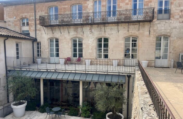 Exceptionnel hôtel particulier du XVIIIe siècle à Apt – Un lieu d’exception au cœur du Luberon — photo 3