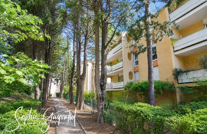 Vente à terme occupée – T2 avec terrasse, jardin, parking et box – Aix-en-Provence — photo 5