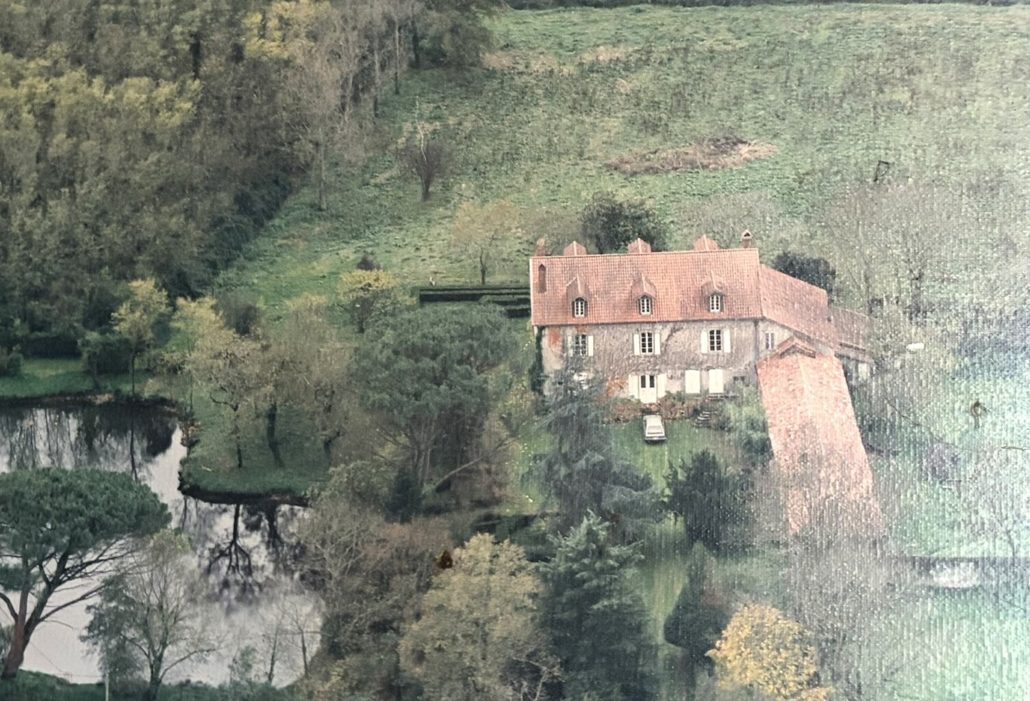 PLAISANCE du GERS proche(32): ANCIENNE PROPRIETE BOURGEOISE avec dépendances, bois, petit etang, 2 hectares,CALME, sans vis à vis — photo 1