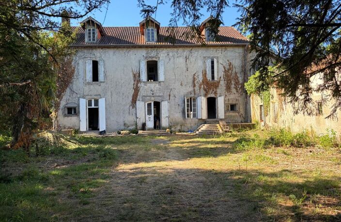 PLAISANCE du GERS proche(32): ANCIENNE PROPRIETE BOURGEOISE avec dépendances, bois, petit etang, 2 hectares,CALME, sans vis à vis — photo 2