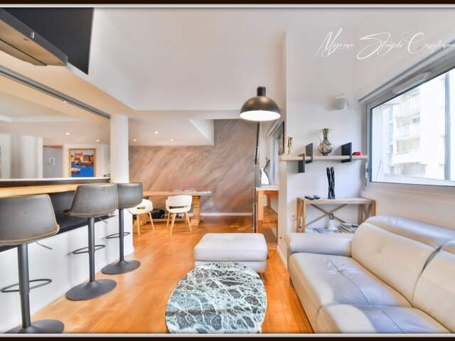 Appartement à vendre 4 pièces BIARRITZ (64) de 104,11 m² à la grande plage — photo du bien