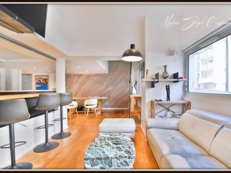Appartement à vendre 4 pièces BIARRITZ (64) de 104,11 m² à la grande plage — photo 1