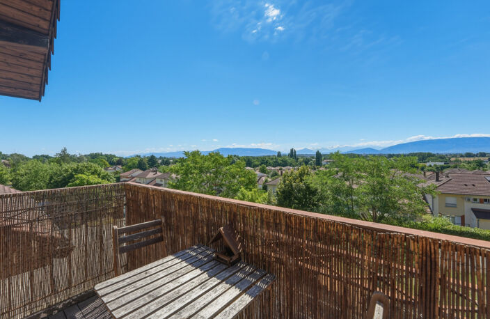 Appartement à vendre 4 pièces PREVESSIN MOENS (01) — photo 2