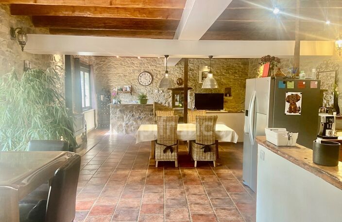 Mas avec piscine à vendre à MOULEZAN (30) — photo 2