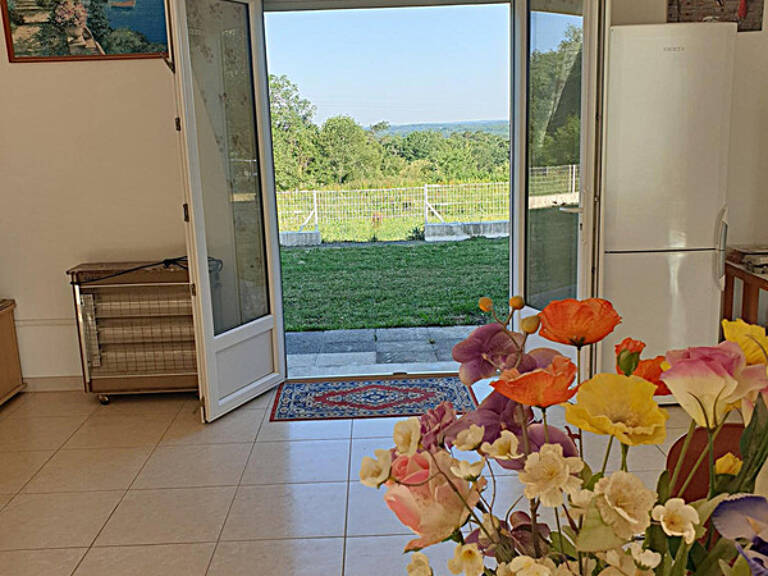 Maison 148 m² viager à vendre occupé 5pièces LA GENETOUZE (17) terrain 5200 m² — photo 1