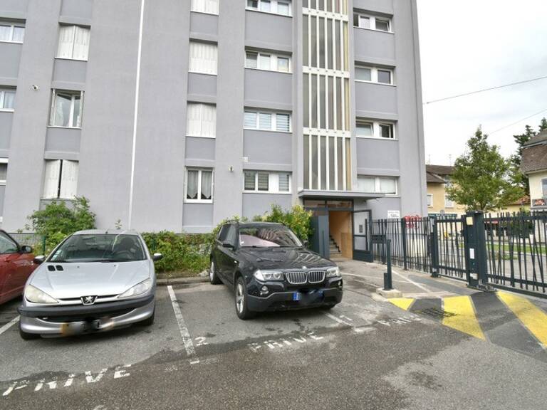 Appartement à vendre 2 pièces  à rénover commune d'AMBILLY (74) — photo 1